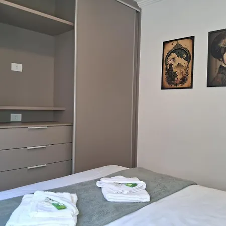 Suite Confortavel, Churrasqueira E Tv 55In Em Area Nobre Da Cidade Pocos de Caldas Exterior photo
